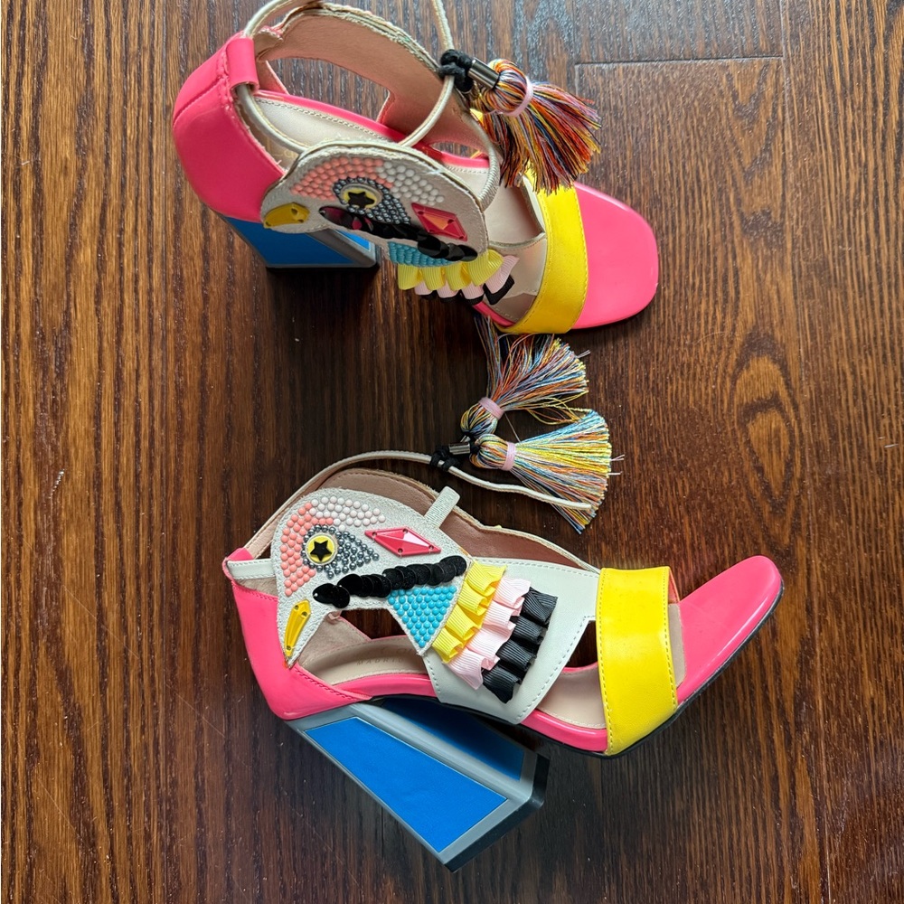 Colorful Women's Heels with Bird Design